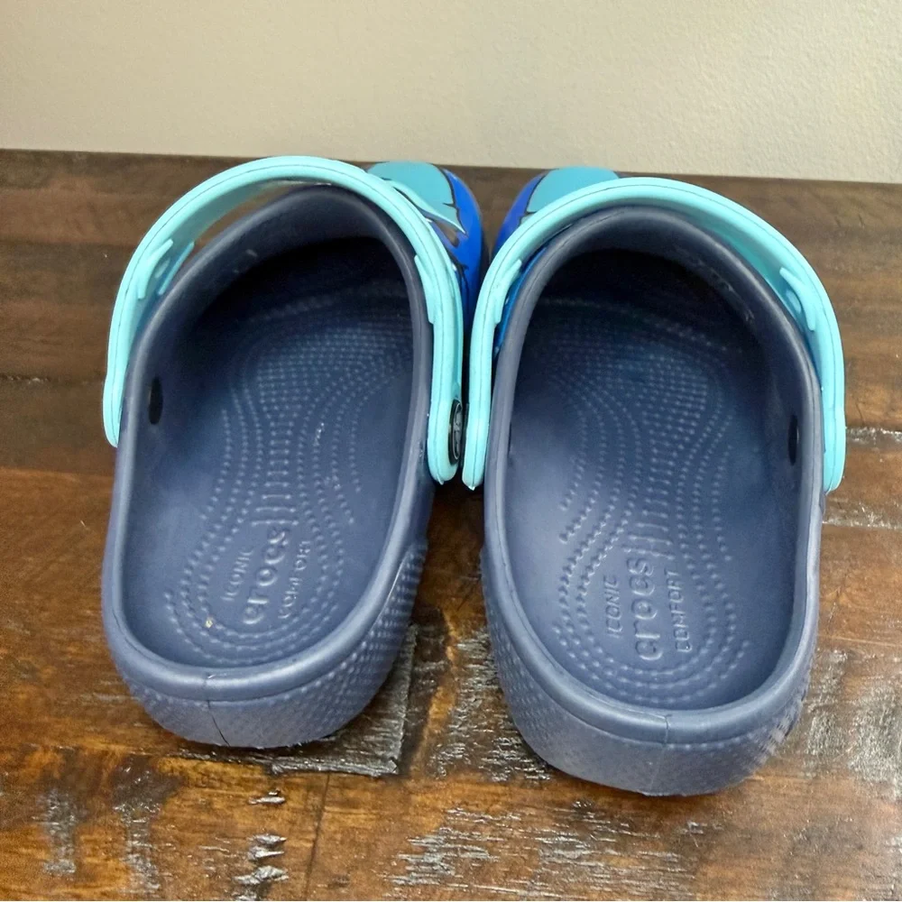 Crocs Unisex Kids Fun Lab Light Up Clogs Shark Design Shoes Size C 12